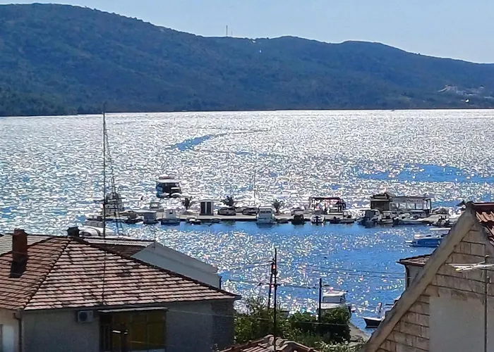 Villa Barbara & Zoran With Free Parking And Heated Swimming Pool