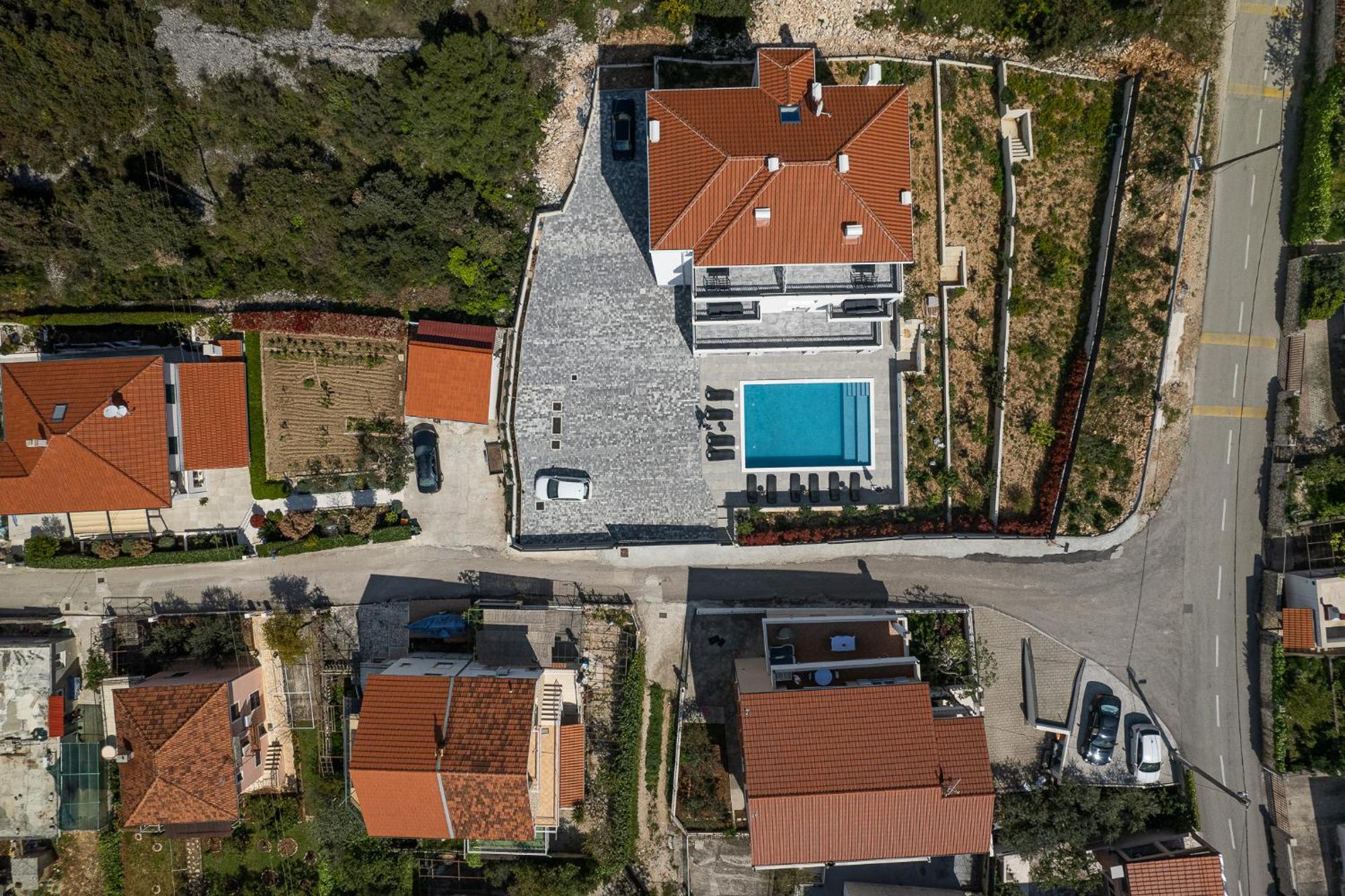 Apartment Barbara & Zoran With Free Parking And Heated Swimming Pool