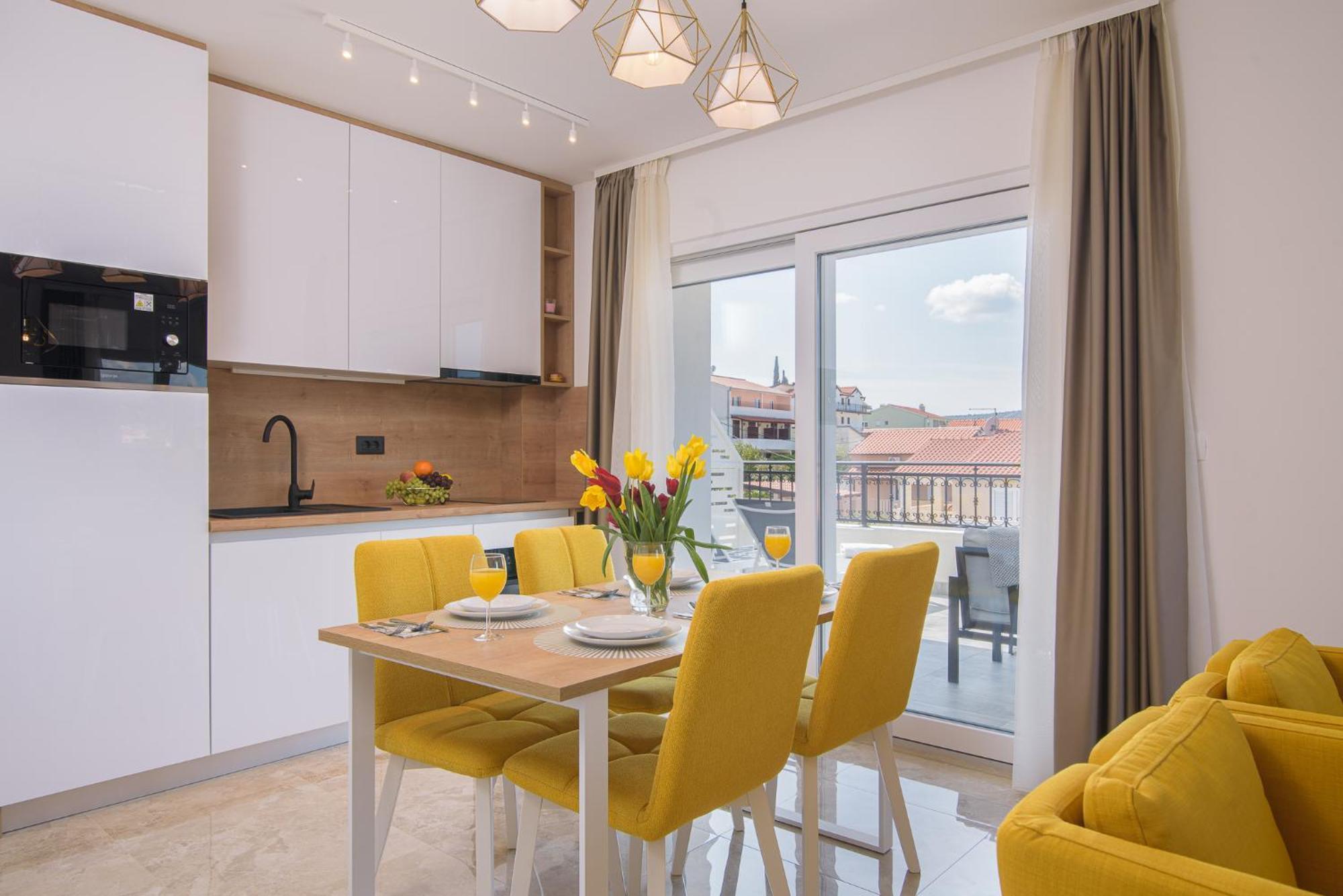 Apartment Barbara & Zoran With Free Parking And Heated Swimming Pool