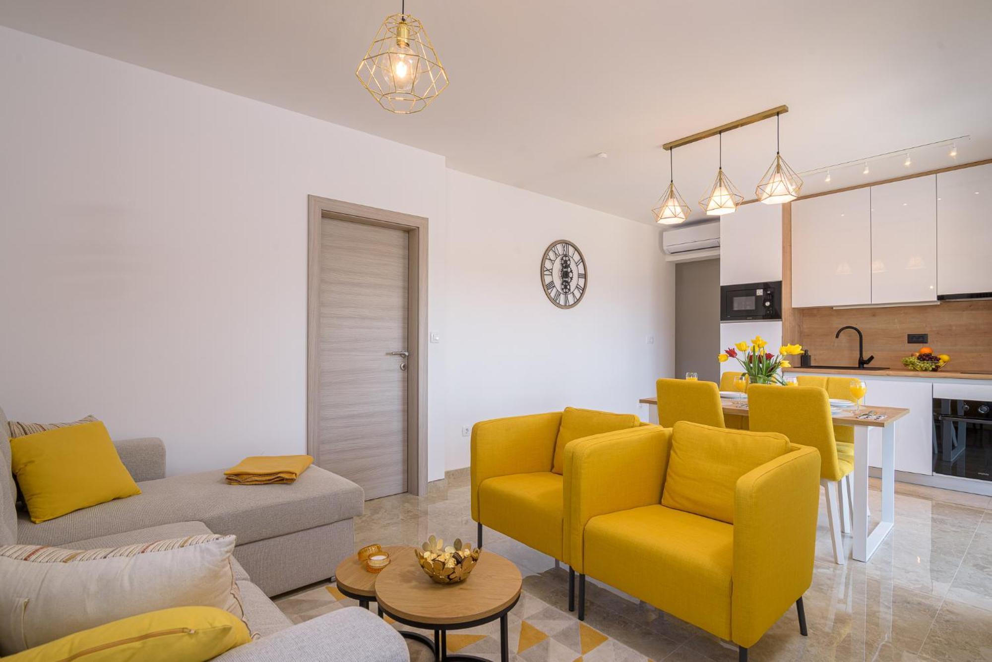 Apartment Barbara & Zoran With Free Parking And Heated Swimming Pool