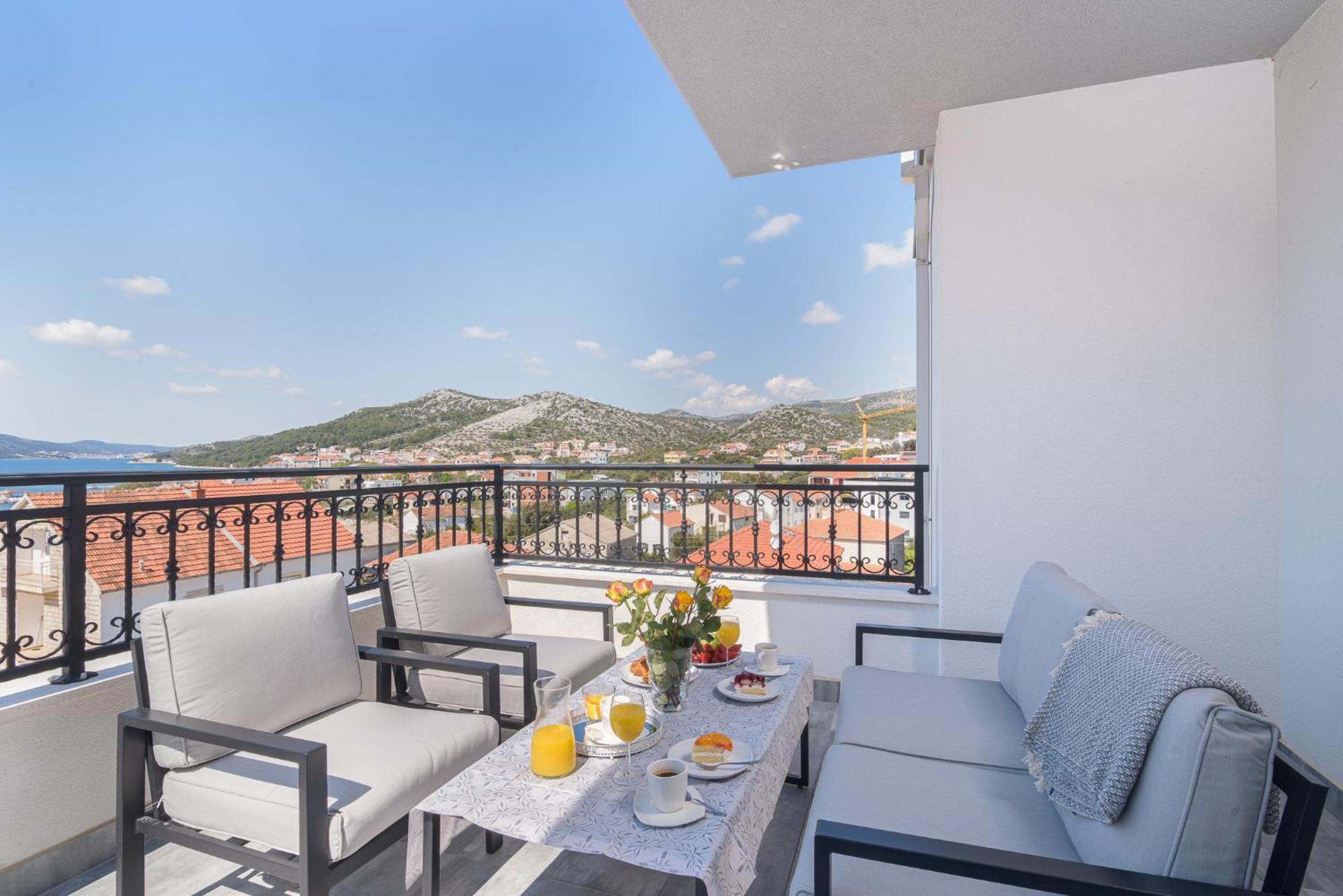 Apartment Barbara & Zoran With Free Parking And Heated Swimming Pool *
